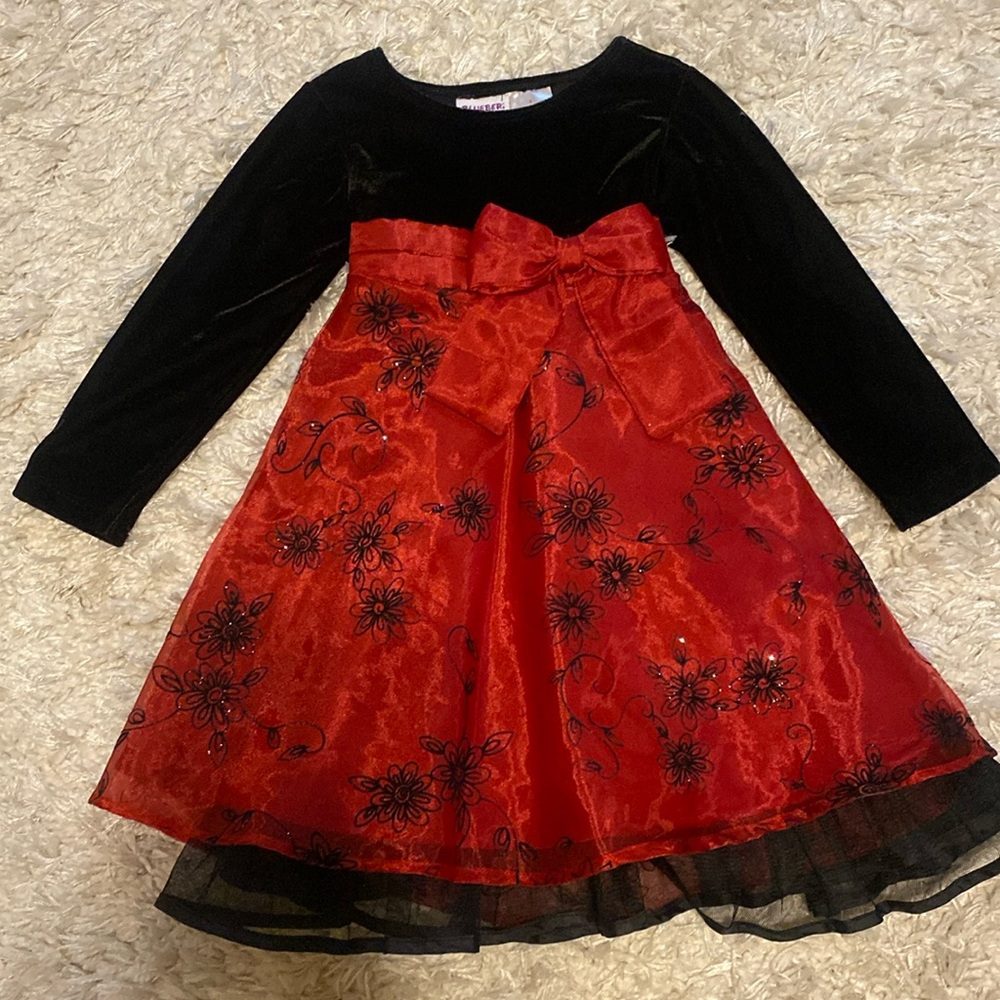 Blueberi Boulevard formal/holiday dress. Girls size 4.